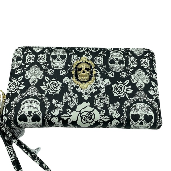Betsey Johnson Wallet Wristlet Black Women - Picture 1 of 9